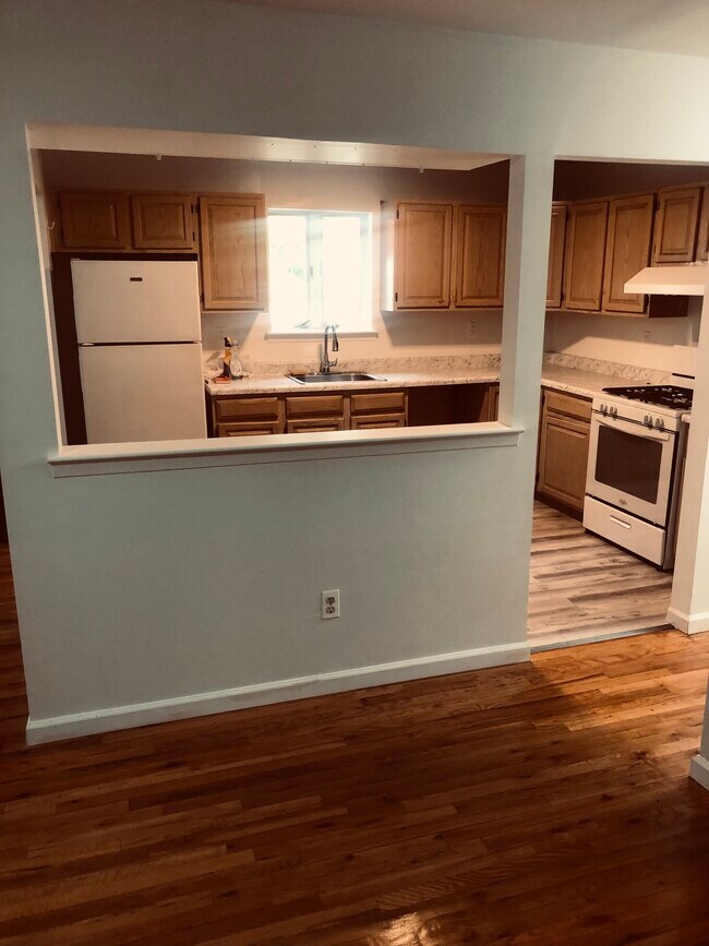 2665 E 21st St unit Ground Floor, Brooklyn, NY 11235 - photo 5