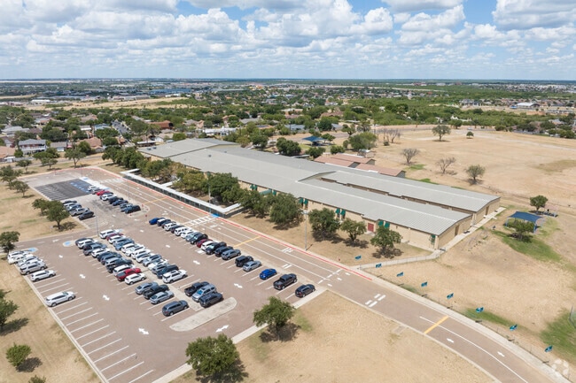 Ruiz Elementary School hosts grades Pre-K to 5th grade in south Laredo, Tx area.