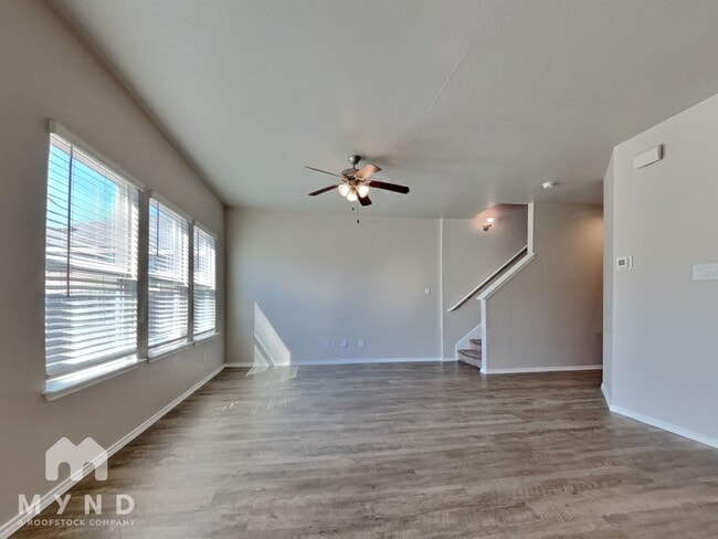 4105 Asher Aly, Saint Hedwig, TX 78152 - photo 5