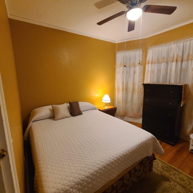 35 Algonquin St, Dorchester Center, MA 02124 - photo 5