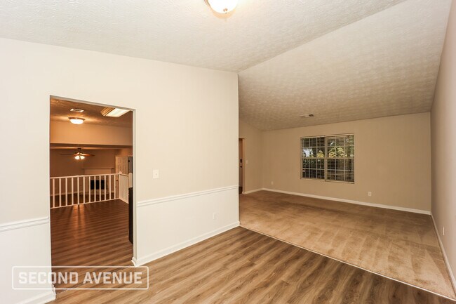 6614 Rebecca Lou Ln, Lithonia, GA 30058 - photo 6