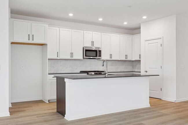 14613 105th Cir N, Maple Grove, MN 55369 - photo 6