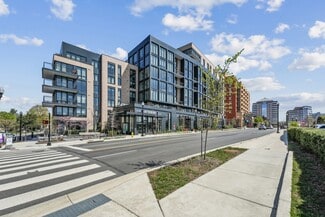 3275 Washington Blvd, Arlington, VA 22201