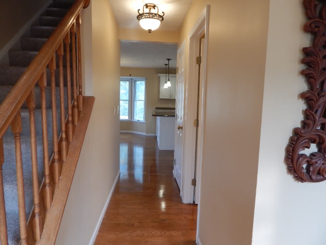 20 Lexington Ct, Springboro, OH 45066 - photo 2