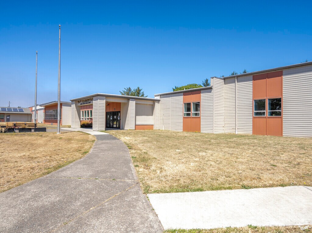 Taft Elementary is located in Lincoln City, Oregon.
