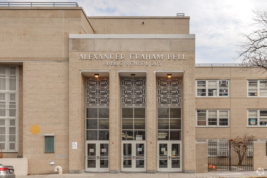 PS 205 Alexander Graham Bell has a student-teacher ratio of 15 to 1.