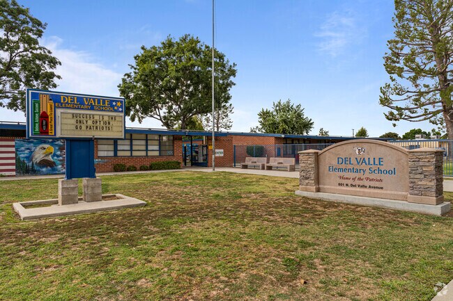 Del Valle Elementary School is where several younger students in La Puente begin their education.