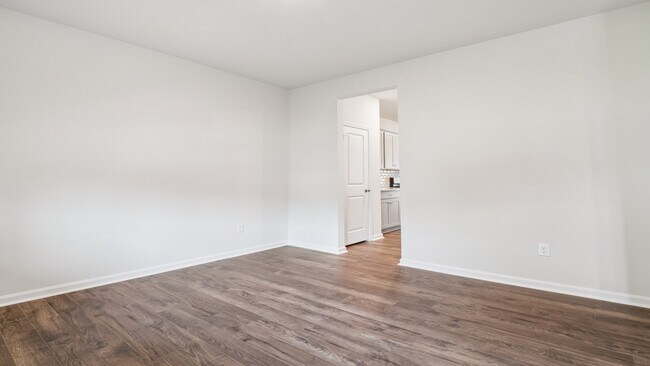 205 Gallop Way, Yorktown, VA 23690 - photo 5