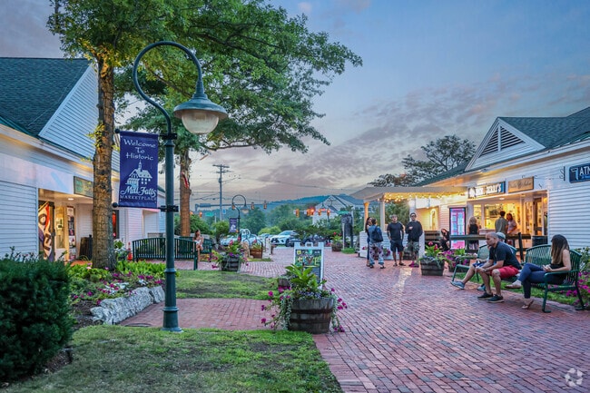 Mills Falls Marketplace is the go to place for all things in Meredith.