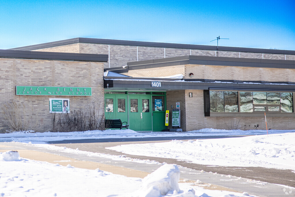 Jack Benny Middle School is a public school in Waukegan.