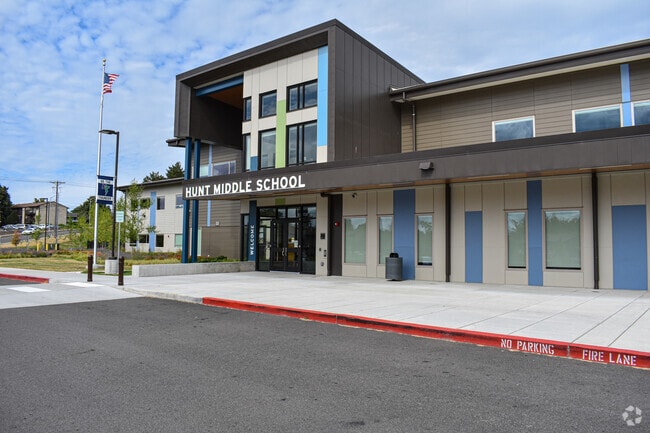 Hunt Middle School serves grades 6 through 8.