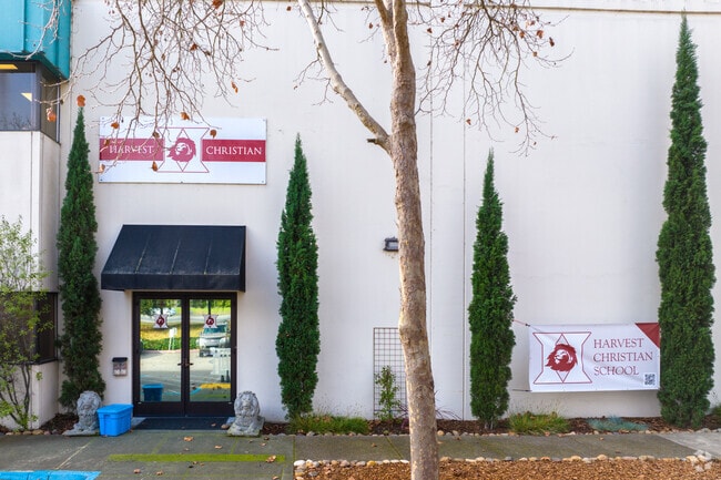 Harvest Christian School serves faithful parents in educating and shaping students.