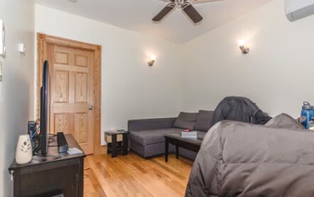 *Pictures are representative samples of the advertised unit. In some cases, the actual units you tou