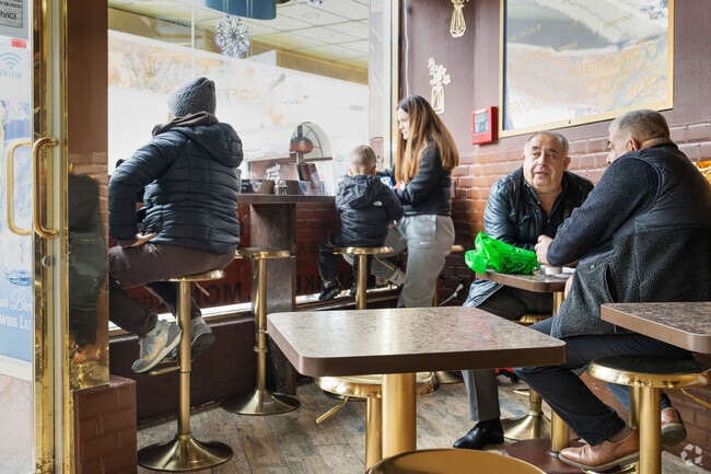 A warm coffee shop invites Manhattan Beach residents to meet for a cup of coffee.
