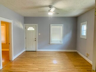 4354 Chippewa St, Saint Louis, MO 63116