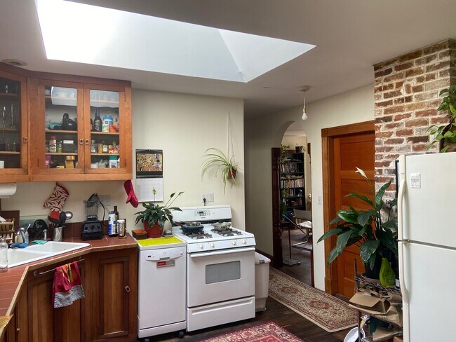 28 Speridakis Terrace unit 3, Cambridge, MA 02139 - photo 4