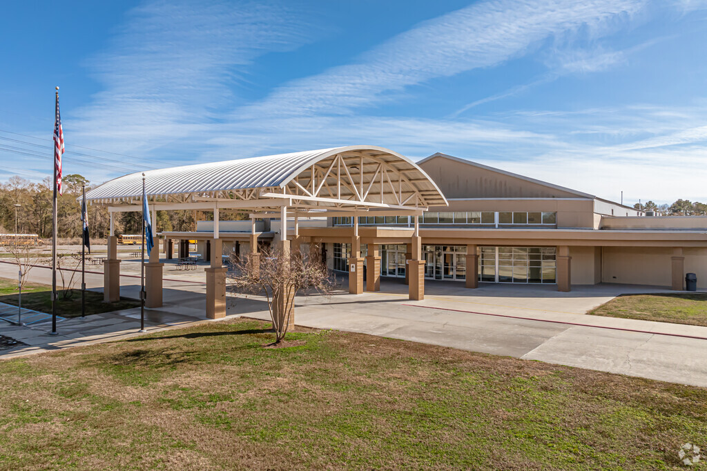 Juban Parc Junior High School opened in 2010.
