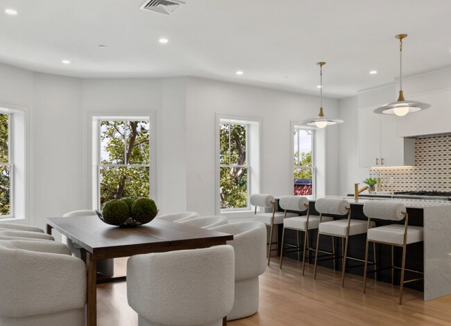 6 Claflin Rd unit 4, Brookline, MA 02445 - photo 4