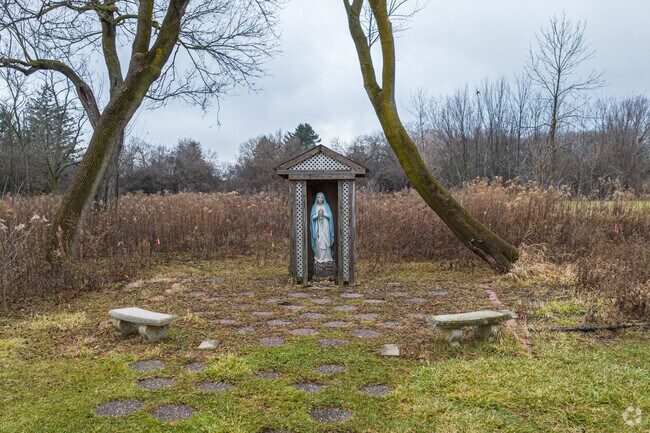 Prairie School of Dupage's area for prayer and contimplation.