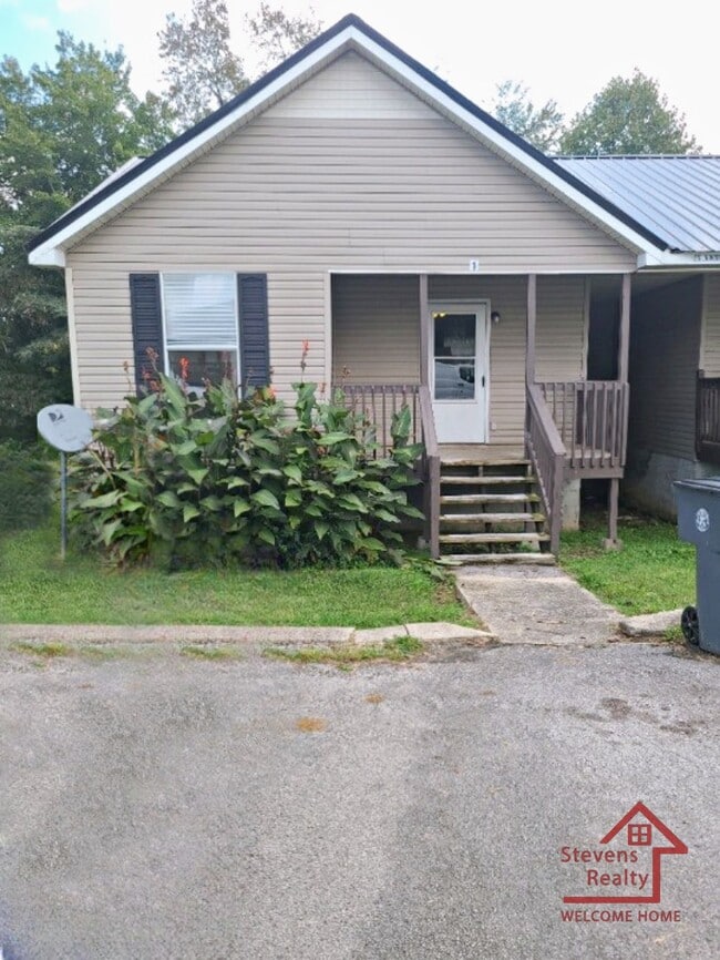 220 Dogwood Pointe Dr Unit 1, McMinnville, TN 37110