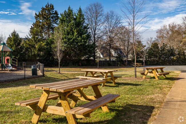 Greenbriar West Elementary School offers an outdoor seating area for students and staff.
