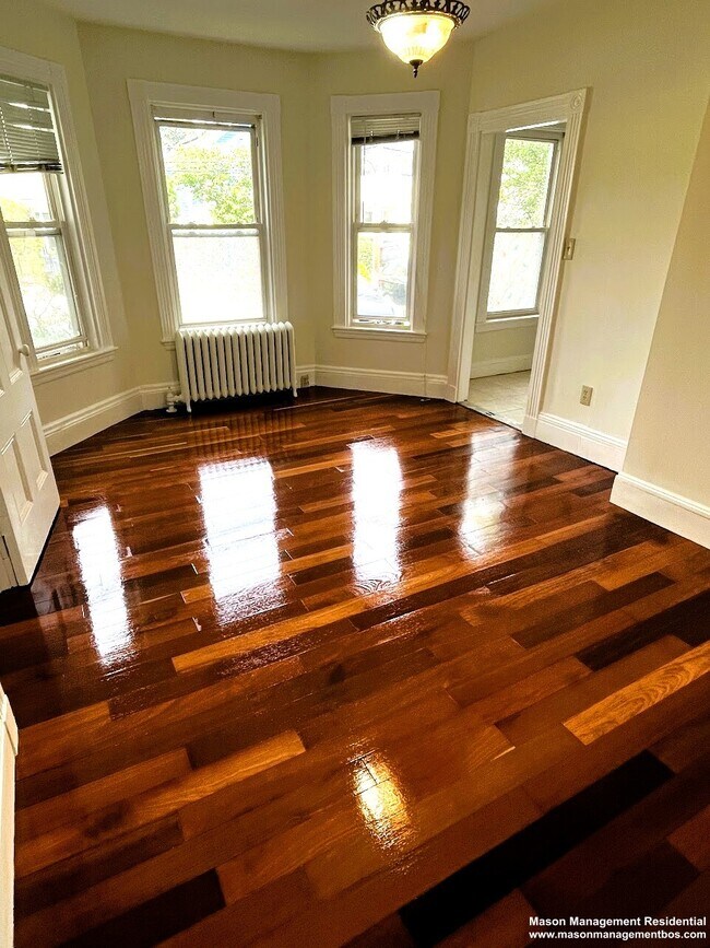 67 Pearl St, Newton, MA 02458 - photo 4