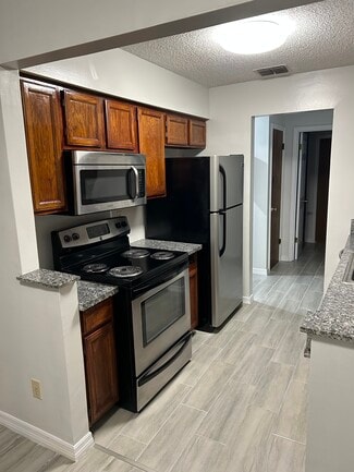 465 Crabapple Ct Unit 1B, Orange Park, FL 32073