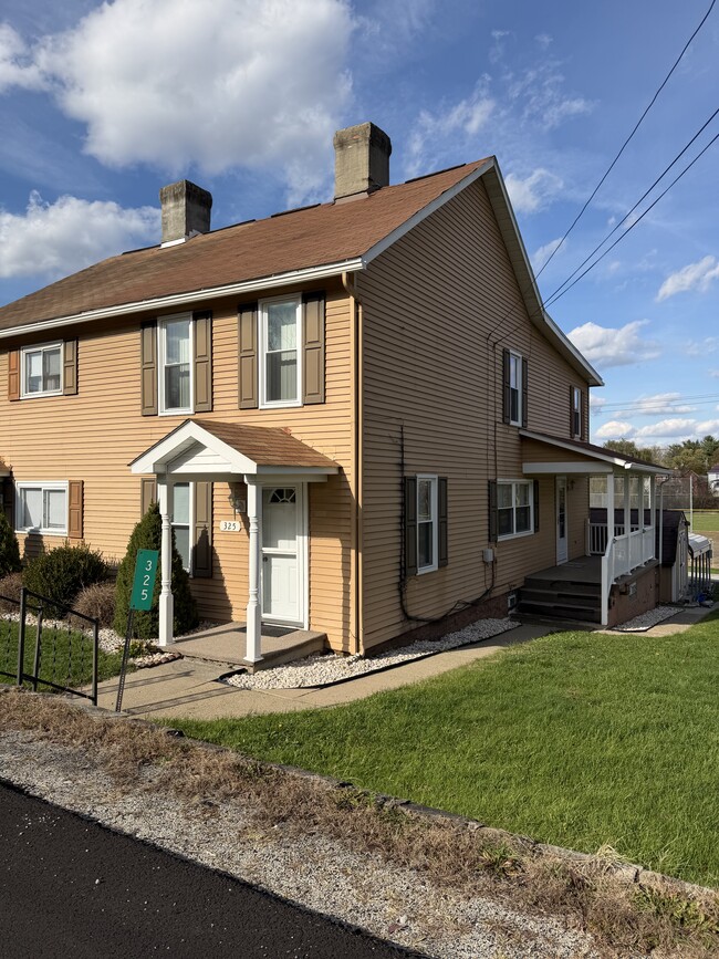 325 Main St, Star Junction, PA 15482 - photo 2