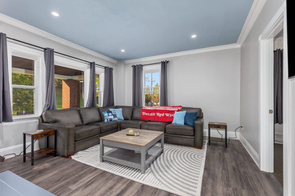 21 Coldbrook St NE unit ID1364139P, Grand Rapids, MI 49503 - photo 1