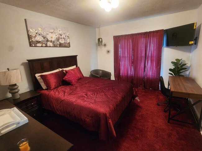 369 E Tuscarawas Ave, Barberton, OH 44203 - photo 2