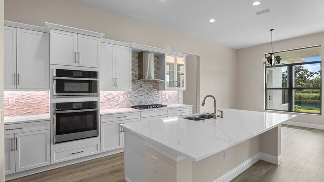 4508 Mondrian Ct, Sarasota, FL 34240 - photo 3