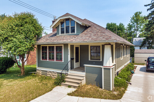 Bungalow homes are typical in the Old Oakland neighborhood.
