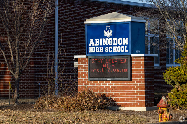 Abingdon High School students have an average 3.69 GPA.
