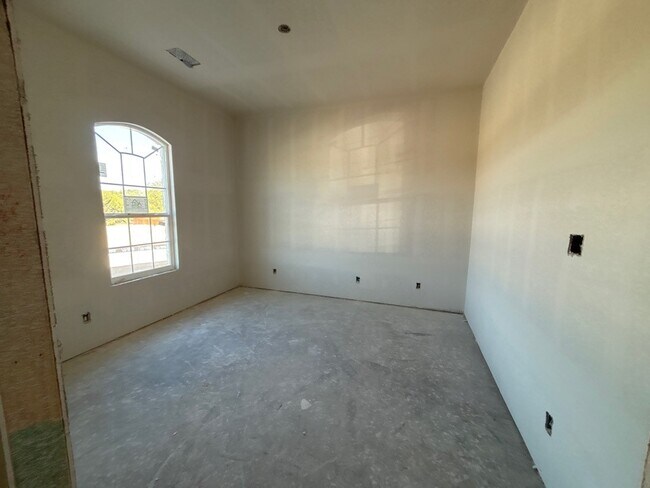 2300 Shamrock Ln, Weatherford, TX 76087 - photo 3