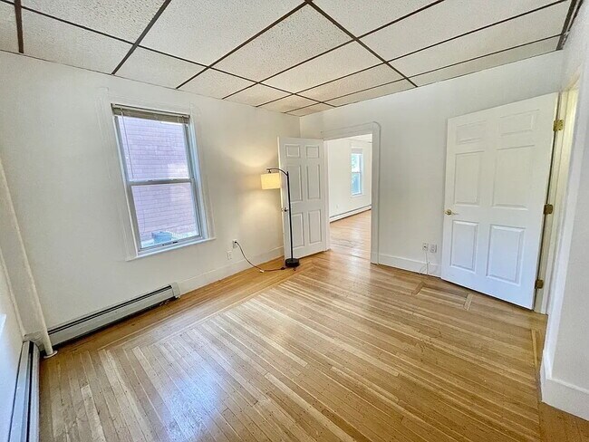 90 Pierce St unit 1, Malden, MA 02148 - photo 7