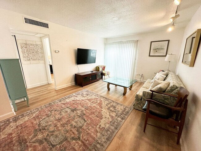 1700 SW 16th Ct unit ID1359106P, Gainesville, FL 32608 - photo 4