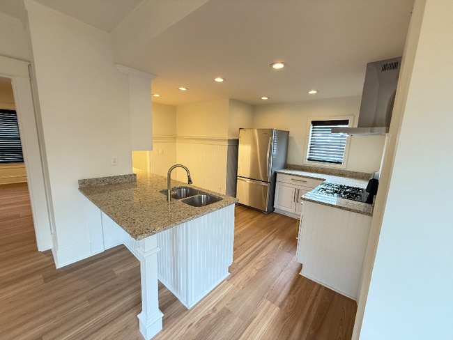 647 Liberty St, Franklin, PA 16323 - photo 4