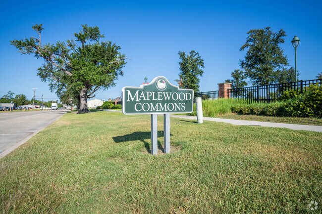 Maplewood Commons is a newly built  park located in central Beverly Hills.