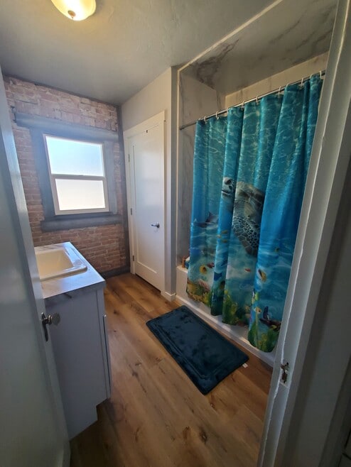 353 S 200 E unit Room 3, Springville, UT 84663 - photo 1