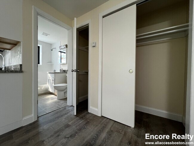 16 Chester St unit 32, Cambridge, MA 02140 - photo 7