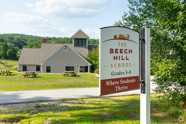 The Beech Hill School is a private school serving students in grades 6-8.