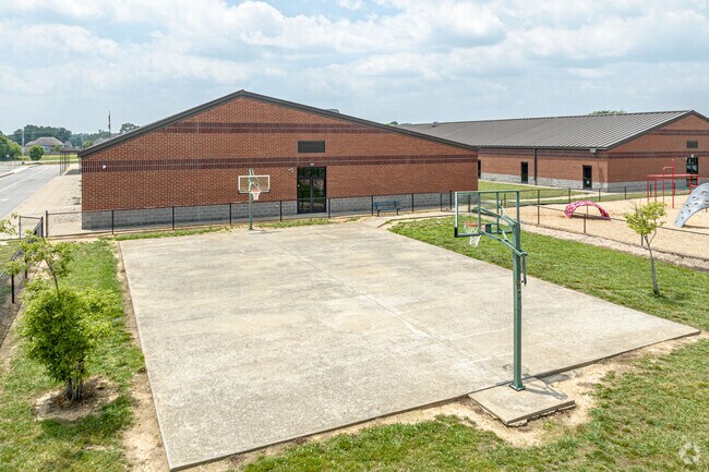 Basketball courts are available to the students of Portland Gateview Elementary School.