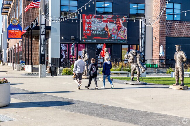 Take a stroll down Sheyenne st for all your shopping and dining experiences in Southside.