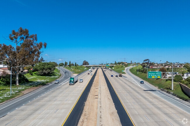 Robinhood-Bon Vivant is located right off of the 805 freeway.