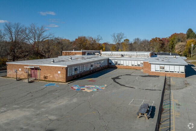 Citizen's Memorial Elementary School has plenty of open space for various outdoor games.