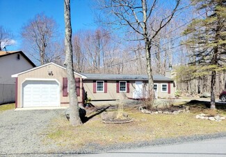 6440 Marvin Gardens, Tobyhanna, PA 18466