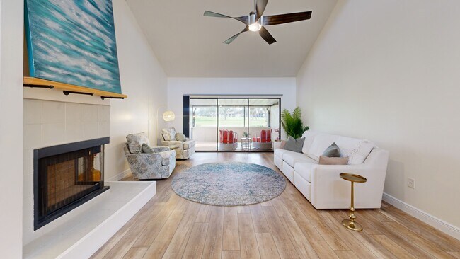 3405 Avenida Madera unit B, Bradenton, FL 34210 - photo 2