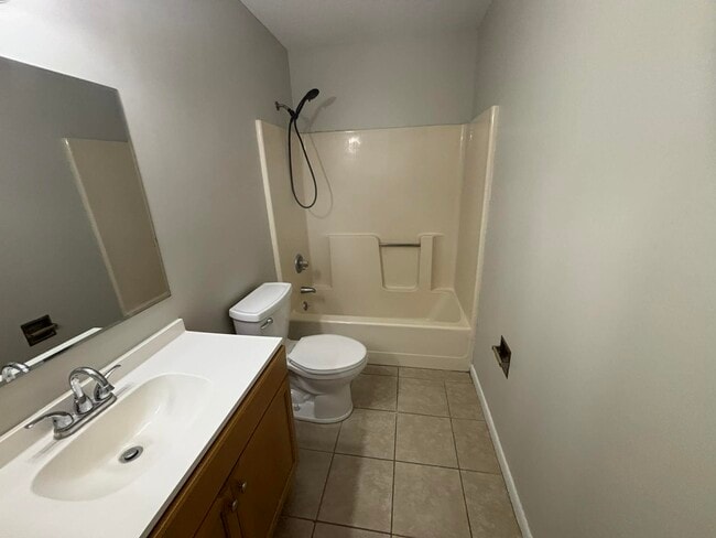 3894 NW Archer St unit 101, Lake City, FL 32055 - photo 7