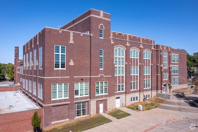 Students from Irvingdale attend Irving Middle School for their 6th to 8th-grade education.