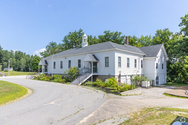 The Jennie D. Blake Elementary School serves the youngest residents of Hill, NH.